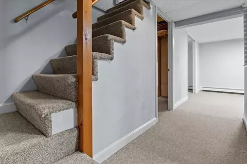 Entry Way - 505 Old Post Rd, Walpole, MA 02081 photo 4 of 4