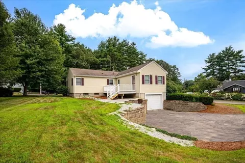 Exterior - 505 Old Post Rd, Walpole, MA 02081 photo 6 of 7