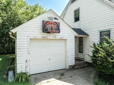 55 Pasadena St, Springfield, MA 01108 photo 32