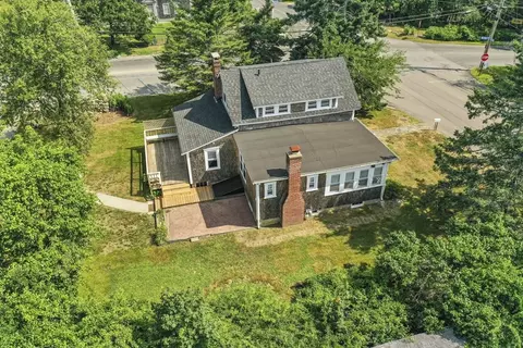 1009 Drift Rd, Westport, MA 02790