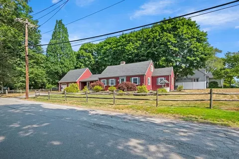 Exterior - 89 Wakefield St, Reading, MA 01867 photo 11 of 11