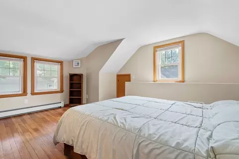 Bedroom - 89 Wakefield St, Reading, MA 01867 photo 4 of 6