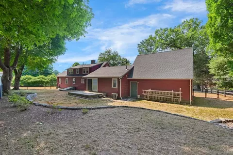 Exterior - 89 Wakefield St, Reading, MA 01867 photo 6 of 11