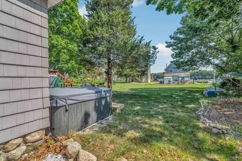 17 Crescent Pl, Wareham, MA 02558 photo 11