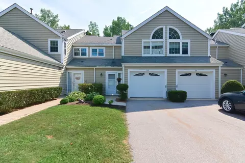 22 Mallard Ln #22, Walpole, MA 02081