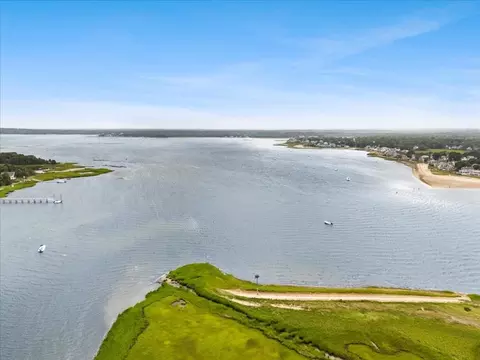 View/Area - 4 Bayside Ave, Wareham, MA 02571 photo 3 of 3