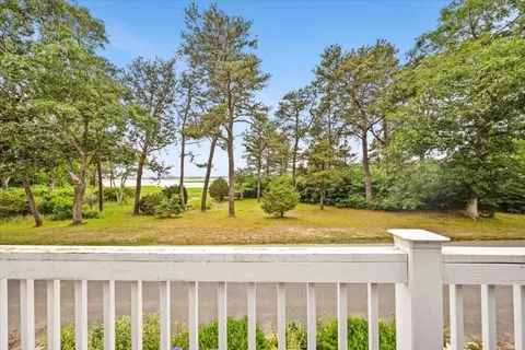 Exterior - 4 Bayside Ave, Wareham, MA 02571 photo 10 of 12