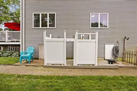 Exterior - 4 Bayside Ave, Wareham, MA 02571 photo 1 of 12