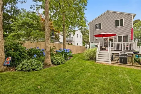 Exterior - 4 Bayside Ave, Wareham, MA 02571 photo 3 of 12