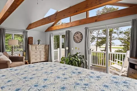 Bedroom - 4 Bayside Ave, Wareham, MA 02571 photo 4 of 7