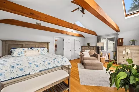 Bedroom - 4 Bayside Ave, Wareham, MA 02571 photo 3 of 7