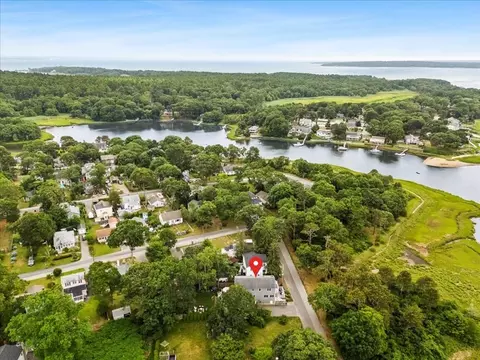 View/Area - 4 Bayside Ave, Wareham, MA 02571 photo 1 of 3