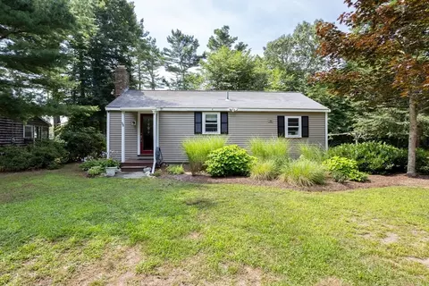 98 Squaws Path, Wareham, MA 02538