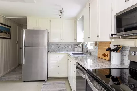 Kitchen - 98 Squaws Path, Wareham, MA 02538 photo 3 of 3