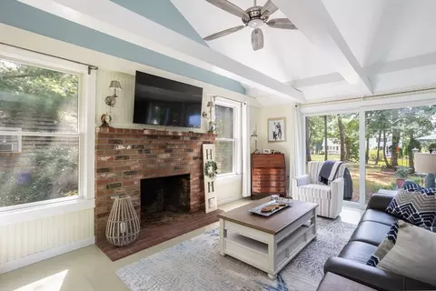 Living - 98 Squaws Path, Wareham, MA 02538 photo 2 of 4