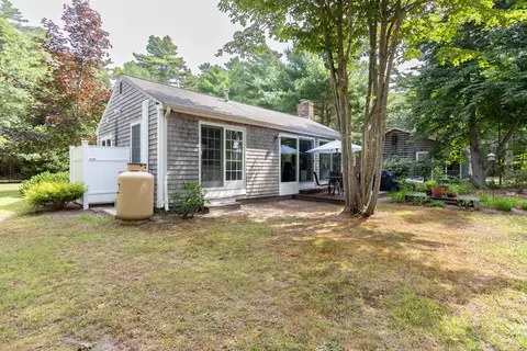 Exterior - 98 Squaws Path, Wareham, MA 02538 photo 7 of 8