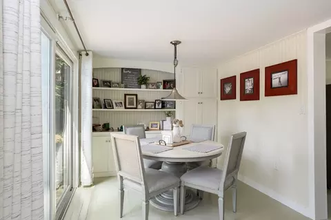 Dining - 98 Squaws Path, Wareham, MA 02538 photo 1 of 2
