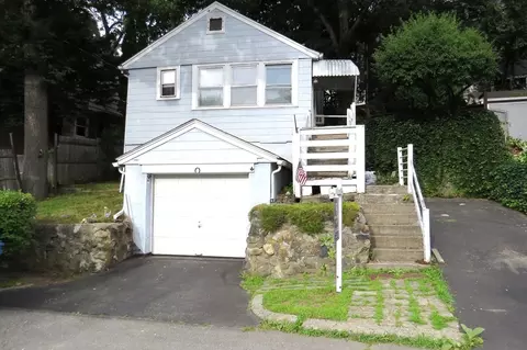 164 Princeton Ave, Waltham, MA 02451