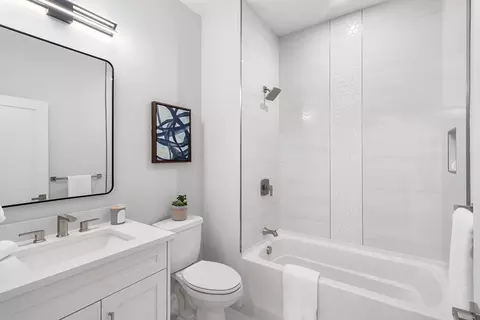 Bath - 523 Second St #302, Everett, MA 02149 photo 3 of 3