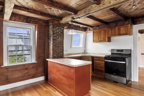 Kitchen - 102 Front St #3, Marblehead, MA 01945 photo 4 of 4