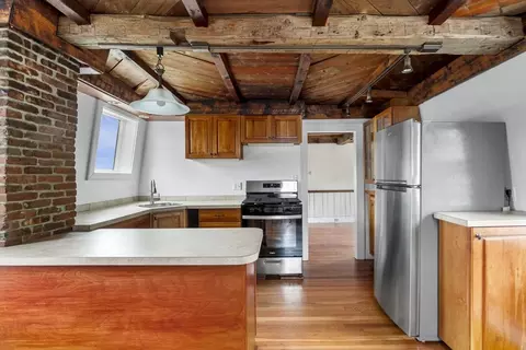Kitchen - 102 Front St #3, Marblehead, MA 01945 photo 2 of 4