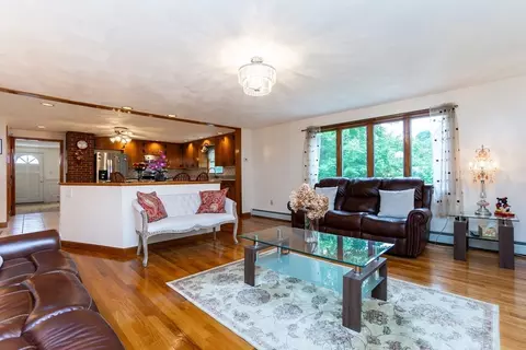 48 Middle St, Woburn, MA 01801 photo 7