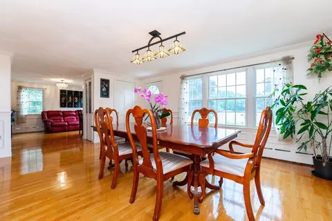 48 Middle St, Woburn, MA 01801 photo 3