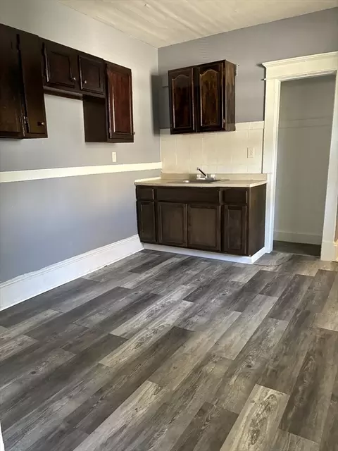 179 Bloomfield St, Springfield, MA 01108 photo 10