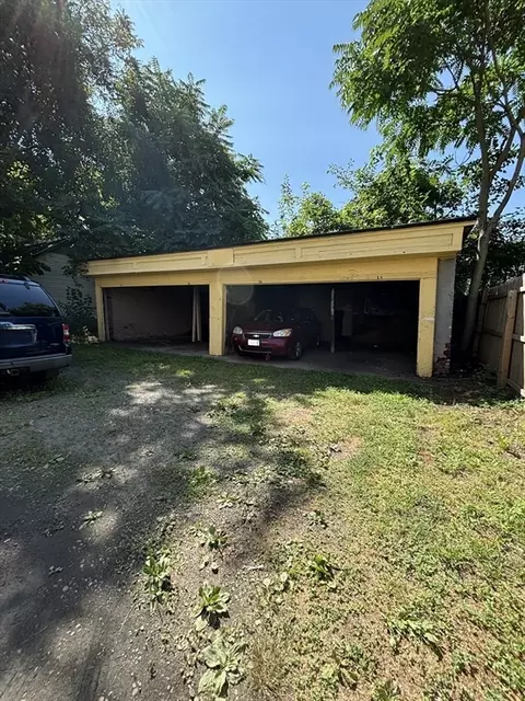 179 Bloomfield St, Springfield, MA 01108 photo 37