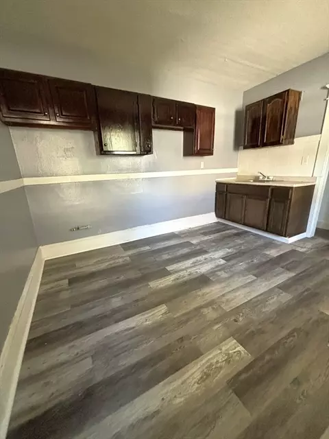 179 Bloomfield St, Springfield, MA 01108 photo 11