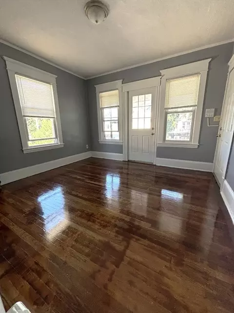 179 Bloomfield St, Springfield, MA 01108 photo 4