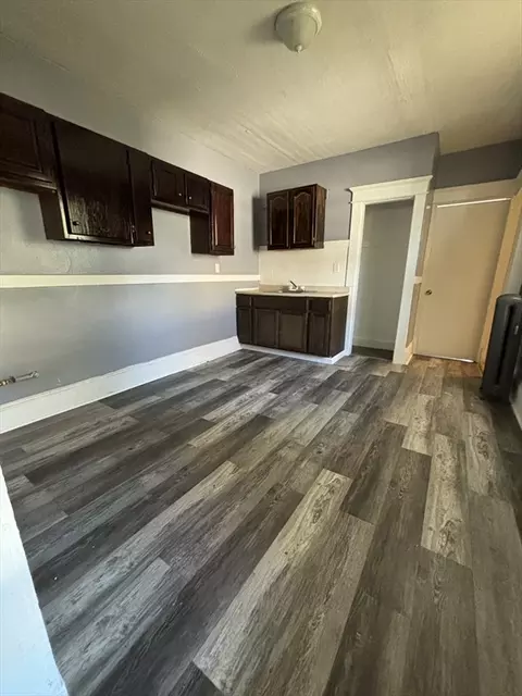 179 Bloomfield St, Springfield, MA 01108 photo 9