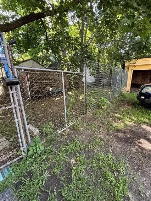 179 Bloomfield St, Springfield, MA 01108 photo 38