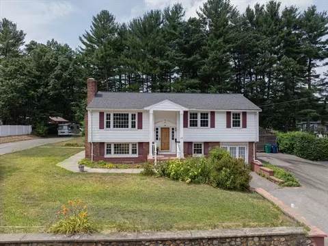 17 Coolidge St, Billerica, MA 01821