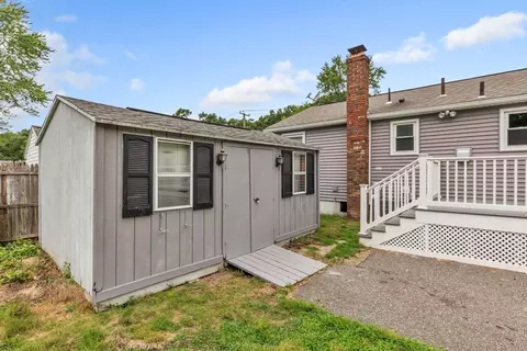 Exterior - 139 Prouty St, Springfield, MA 01119 photo 5 of 5