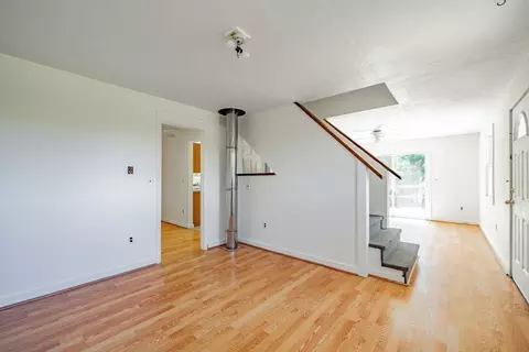 Living - 85 Amherst Rd, Leverett, MA 01054 photo 3 of 7