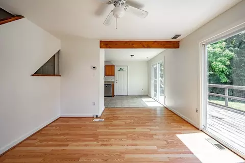 Living - 85 Amherst Rd, Leverett, MA 01054 photo 6 of 7
