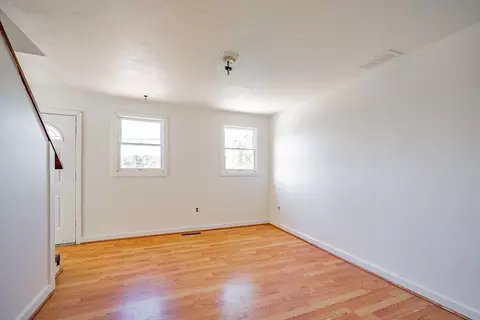 Living - 85 Amherst Rd, Leverett, MA 01054 photo 1 of 7