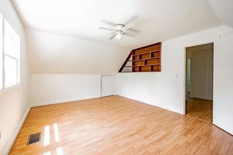 Bedroom - 85 Amherst Rd, Leverett, MA 01054 photo 5 of 10