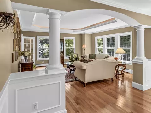 2 Opal Cir, Franklin, MA 02038 photo 5