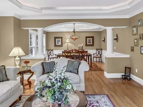 2 Opal Cir, Franklin, MA 02038 photo 3
