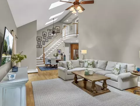 2 Opal Cir, Franklin, MA 02038 photo 16