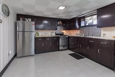 Kitchen - 58 Bettinson Ave, Everett, MA 02149 photo 2 of 4