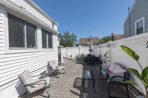 Exterior - 58 Bettinson Ave, Everett, MA 02149 photo 4 of 6