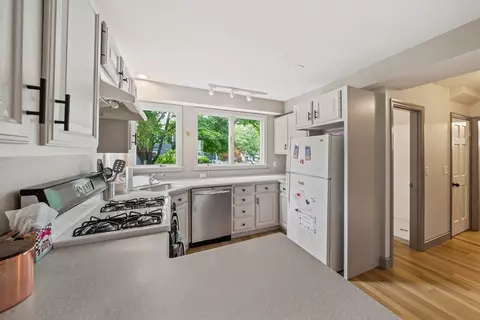 44 Williams St, Braintree, MA 02184 photo 5