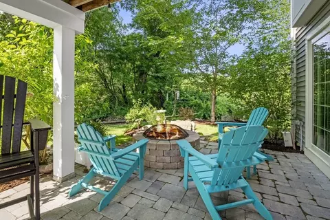 21 Watson Ln, Woburn, MA 01801 photo 38