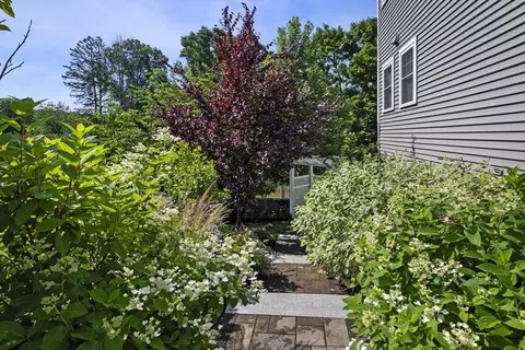 21 Watson Ln, Woburn, MA 01801 photo 41
