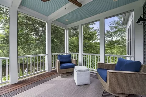 21 Watson Ln, Woburn, MA 01801 photo 18