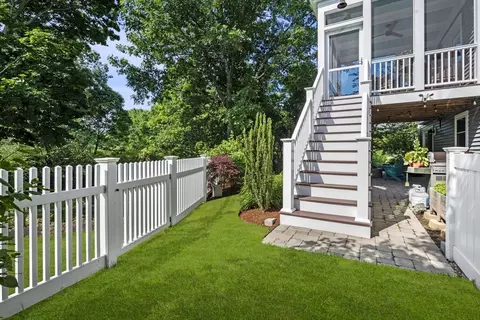 21 Watson Ln, Woburn, MA 01801 photo 36