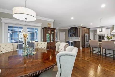 21 Watson Ln, Woburn, MA 01801 photo 11